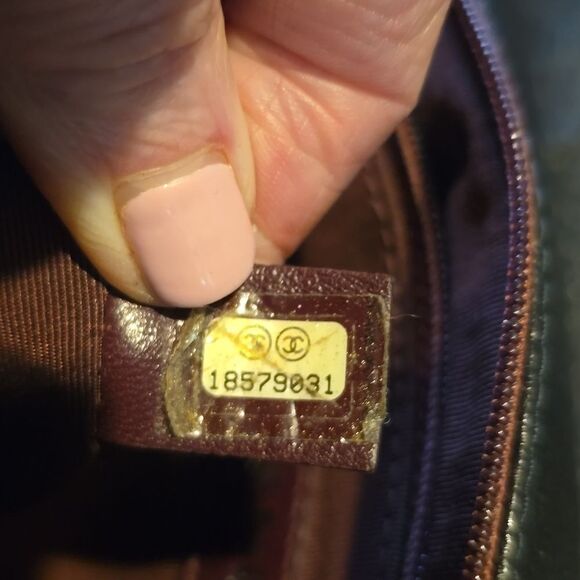 Chanel Authenticate Boy Bag Green Ombre,Gun Metal Hardware! Excellent Condition - Picture 17 of 17